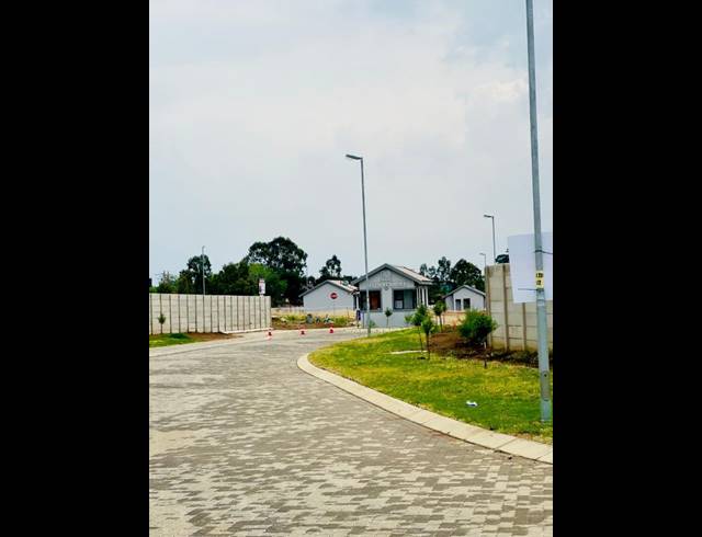 3 BEDROOM HOUSE FOR SALE IN SELCOURT